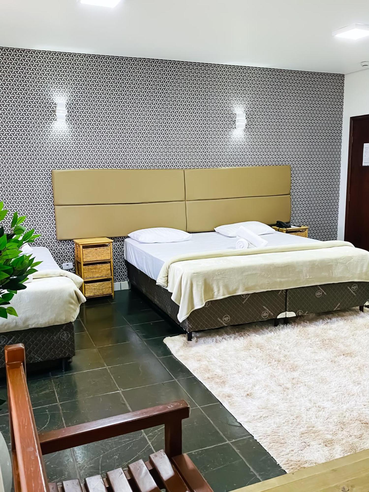 Park Hotel Modelo Pinhalzinho  Luaran gambar